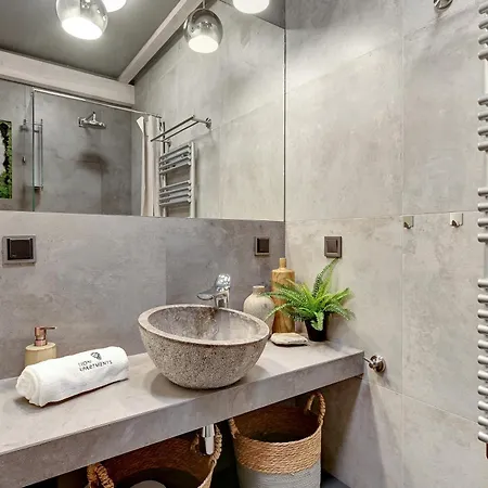 Lion Apartments- Old Town Loft * Гданьск